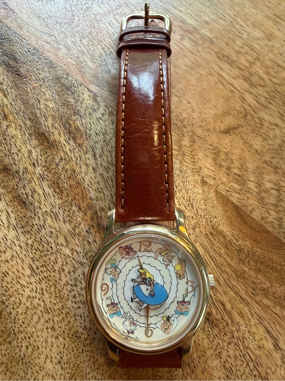 Alice in Wonderland Leather Strap Watch - Collector’s watch - Disney 1996 VTG